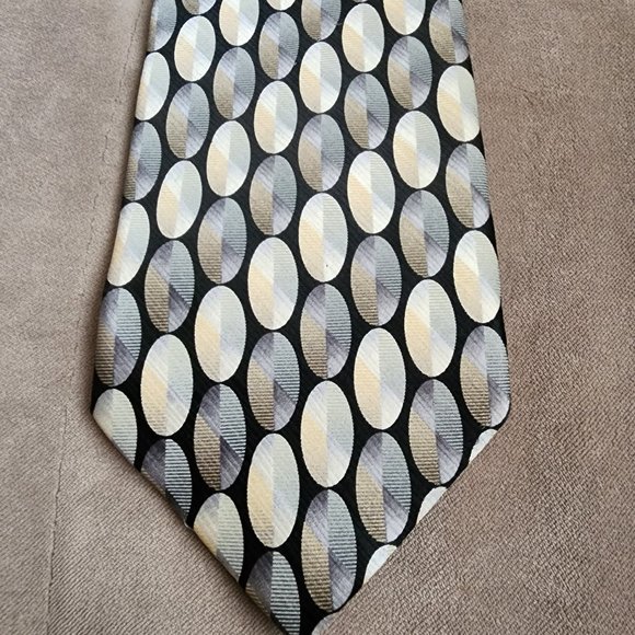 Stanley Blacker 100% Silk Neck Tie - Oval Design with Black Background - Picture 1 of 6